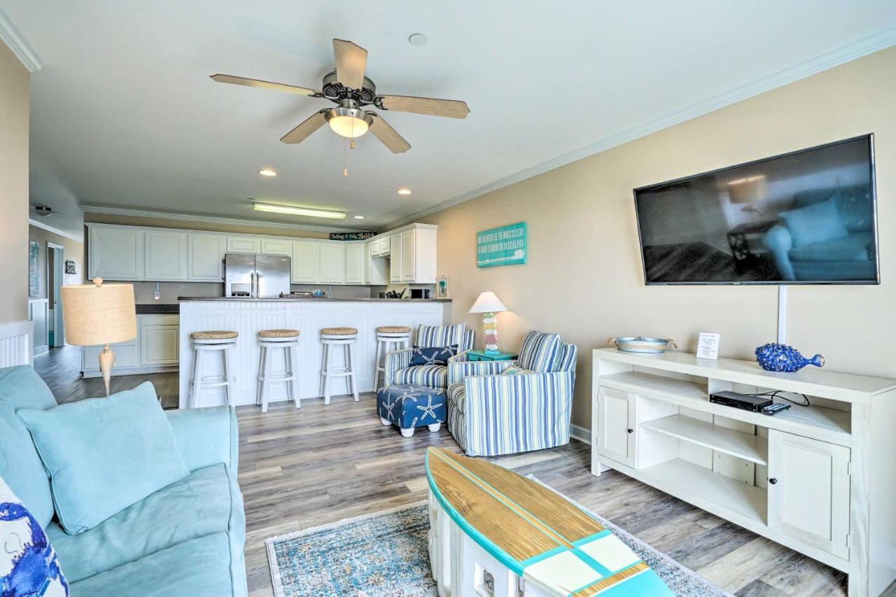 Ocean-View Oak Island Condo, 1 Block To Beach! Exterior photo